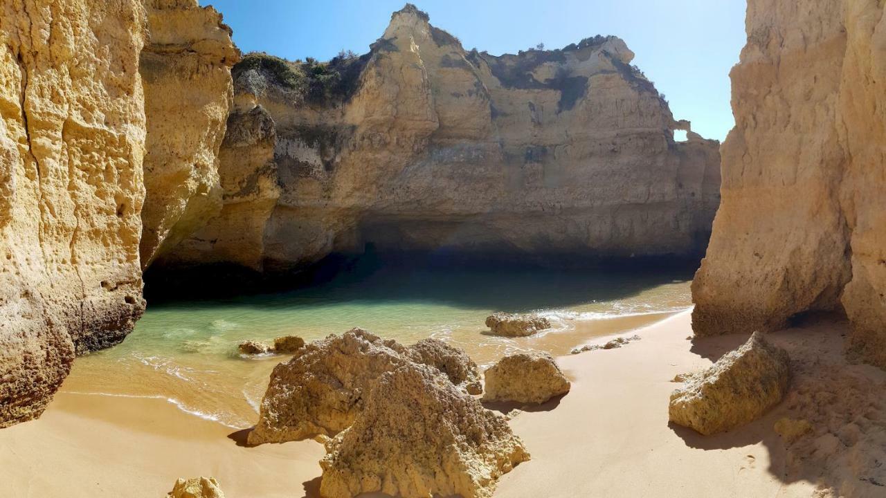 Magnific Studio With A Cozy Garden, 5 Minutes To The Beach Albufeira Exterior photo
