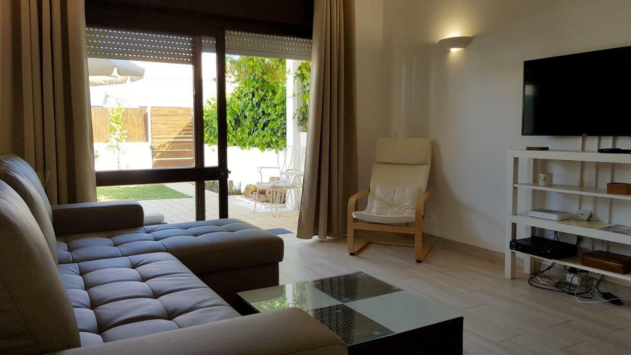 Magnific Studio With A Cozy Garden, 5 Minutes To The Beach Albufeira Exterior photo