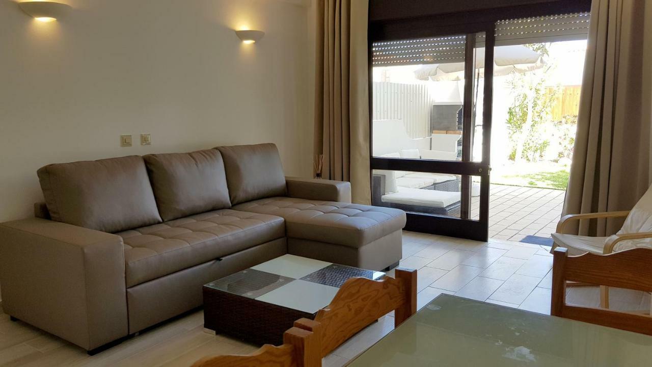 Magnific Studio With A Cozy Garden, 5 Minutes To The Beach Albufeira Exterior photo